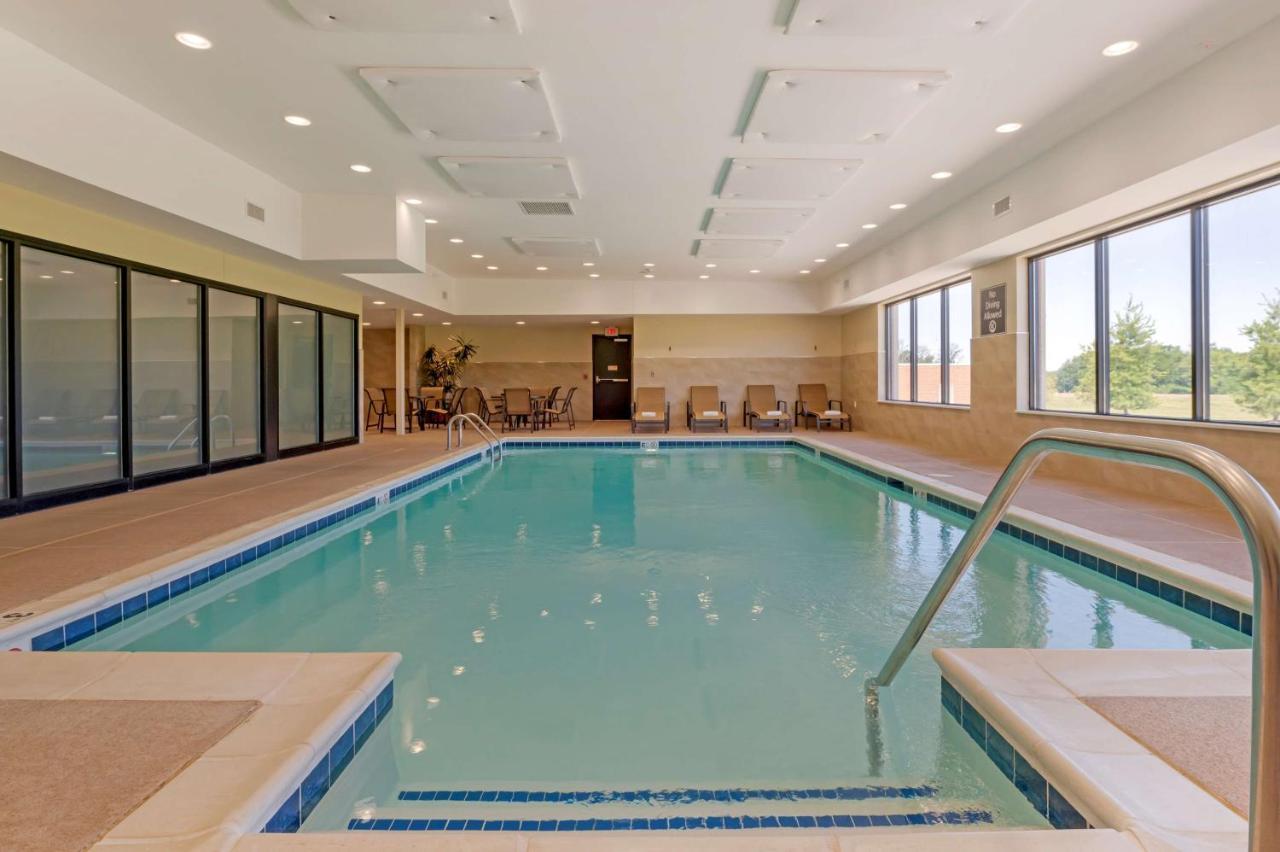 Best Western Plus Centralia Hotel & Suites Buitenkant foto