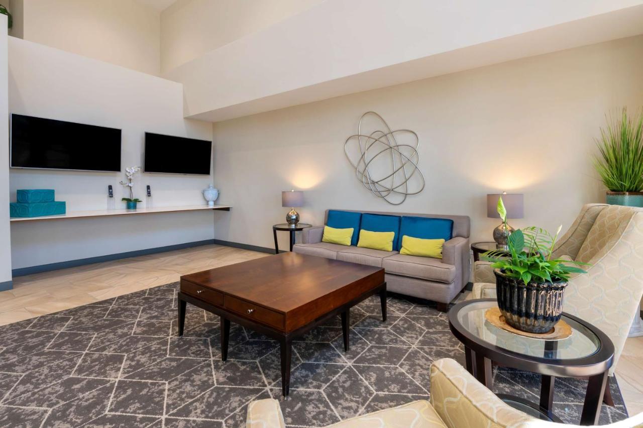 Best Western Plus Centralia Hotel & Suites Buitenkant foto